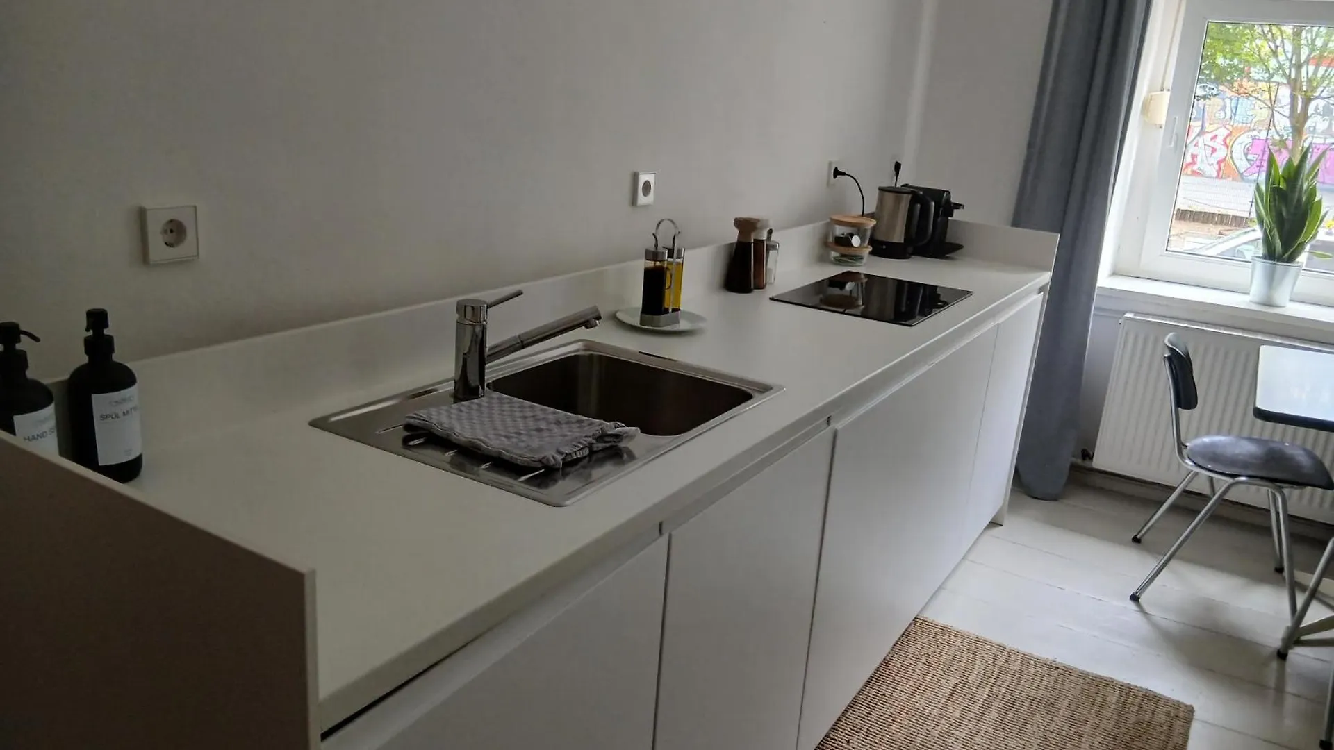Hasan Apartment In Berlin